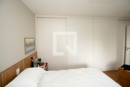 Apartamento à venda com 166m², 4 quartos e 2 vagas Apartamento à venda com 166m², 4 quartos e 2 vagasSuite, armários