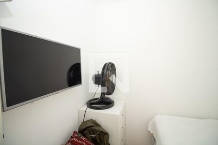 Apartamento à venda com 166m², 4 quartos e 2 vagas Apartamento à venda com 166m², 4 quartos e 2 vagasQuarto de serviço