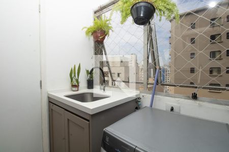 Apartamento à venda com 166m², 4 quartos e 2 vagas Apartamento à venda com 166m², 4 quartos e 2 vagasÁrea de serviço