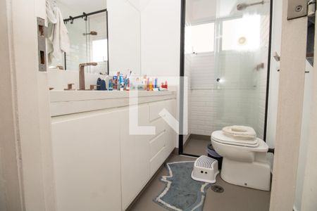 Apartamento à venda com 166m², 4 quartos e 2 vagas Apartamento à venda com 166m², 4 quartos e 2 vagasBanheiro 1