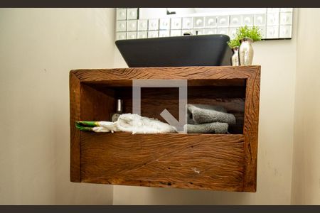 Lavabo de apartamento à venda com 4 quartos, 166m² em Itaim Bibi, São Paulo