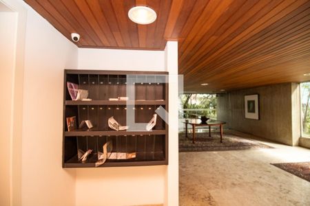 Apartamento à venda com 166m², 4 quartos e 2 vagas Apartamento à venda com 166m², 4 quartos e 2 vagasÁrea comum - Revisteiro