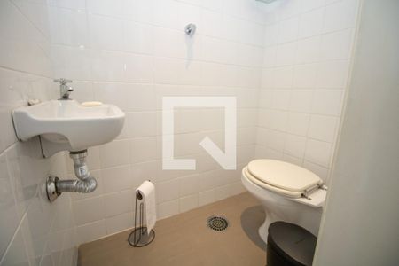 Apartamento à venda com 166m², 4 quartos e 2 vagas Apartamento à venda com 166m², 4 quartos e 2 vagasBanheiro de serviço