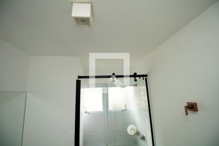 Apartamento à venda com 166m², 4 quartos e 2 vagas Apartamento à venda com 166m², 4 quartos e 2 vagasBanheiro 1, box