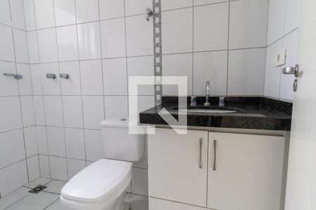 Banheiro Social de apartamento para alugar com 3 quartos, 100m² em Boqueirão, Curitiba