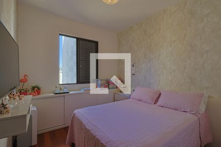 Apartamento à venda com 138m², 4 quartos e 2 vagasQuarto 3