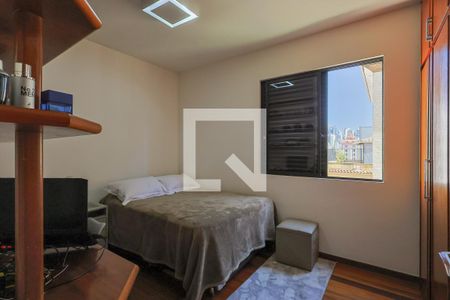 Apartamento à venda com 138m², 4 quartos e 2 vagasQuarto 4