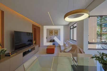 Apartamento à venda com 138m², 4 quartos e 2 vagasSala