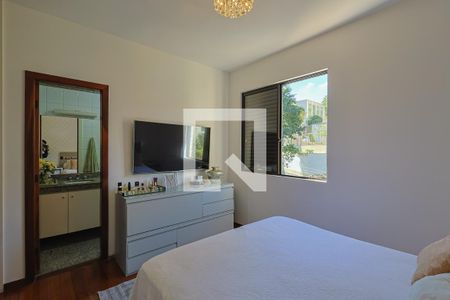 Apartamento à venda com 138m², 4 quartos e 2 vagasQuarto 1