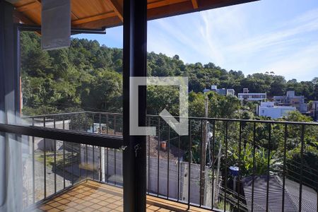 Varanda de kitnet/studio para alugar com 1 quarto, 40m² em Itacorubi, Florianópolis