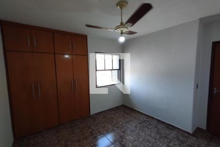 Dormitório 01 de apartamento para alugar com 1 quarto, 56m² em Vila Tiberio, Ribeirão Preto