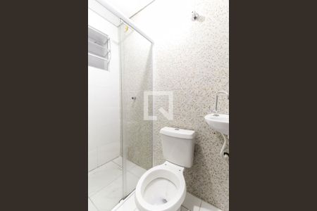 Banheiro da Suíte de casa para alugar com 1 quarto, 60m² em Cidade Antônio Estevão de Carvalho, São Paulo