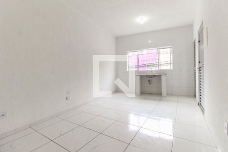 Sala de casa para alugar com 1 quarto, 60m² em Cidade Antônio Estevão de Carvalho, São Paulo