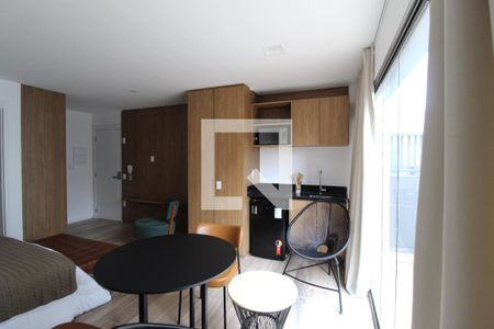 Sala/Cozinha de kitnet/studio para alugar com 1 quarto, 36m² em Itaim Bibi, São Paulo
