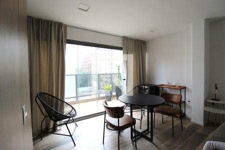Sala/Cozinha de kitnet/studio para alugar com 1 quarto, 36m² em Itaim Bibi, São Paulo