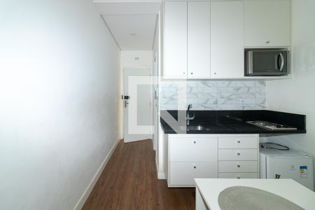 Cozinha de apartamento para alugar com 1 quarto, 32m² em Granja Viana, Cotia