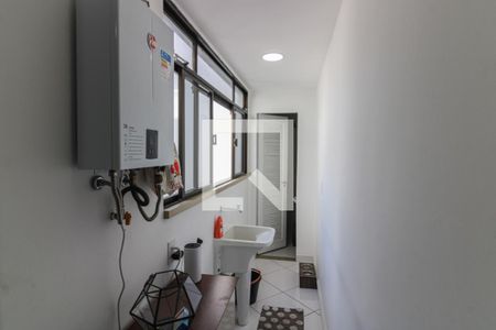 Apartamento para alugar com 370m², 5 quartos e 3 vagasÁrea de Serviço