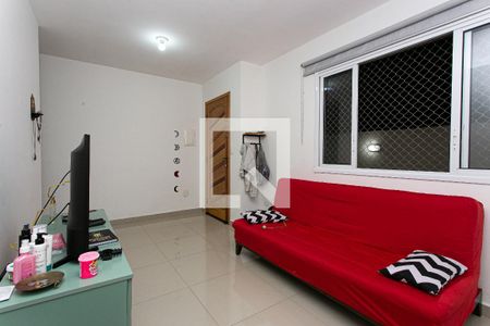 Casa de condomínio à venda com 80m², 2 quartos e 2 vagasSala