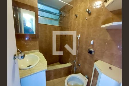 Apartamento à venda com 102m², 3 quartos e 1 vaga Apartamento à venda com 102m², 3 quartos e 1 vagaBanheiro social
