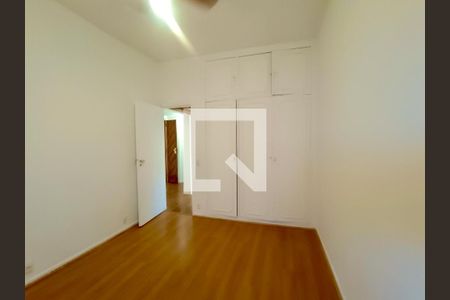 Apartamento à venda com 102m², 3 quartos e 1 vaga Apartamento à venda com 102m², 3 quartos e 1 vagaQuarto 2