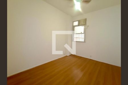 Apartamento à venda com 102m², 3 quartos e 1 vaga Apartamento à venda com 102m², 3 quartos e 1 vagaQuarto 2