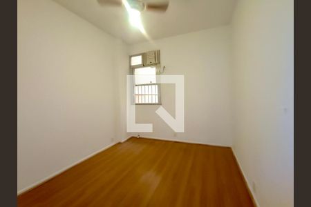 Apartamento à venda com 102m², 3 quartos e 1 vaga Apartamento à venda com 102m², 3 quartos e 1 vagaQuarto 2