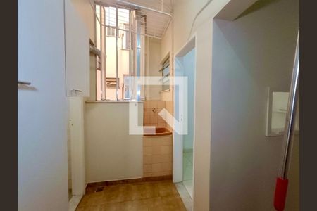 Apartamento à venda com 102m², 3 quartos e 1 vaga Apartamento à venda com 102m², 3 quartos e 1 vagaÁrea serviço