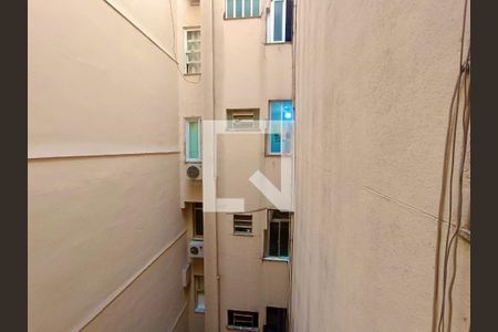 Área serviço  vista  de apartamento à venda com 3 quartos, 102m² em Copacabana, Rio de Janeiro