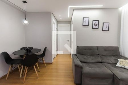 Sala de apartamento para alugar com 2 quartos, 39m² em Jardim Brasília (zona Leste), São Paulo