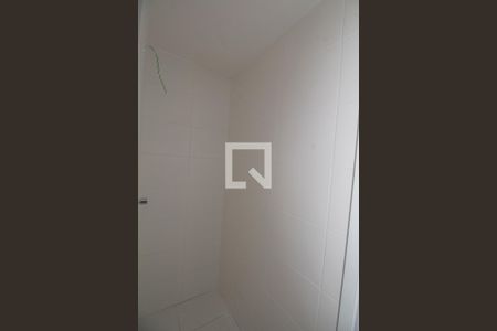 Apartamento para alugar com 37m², 2 quartos e sem vagaBanheiro