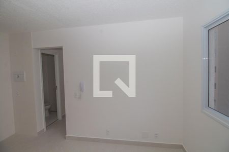 Sala de apartamento para alugar com 2 quartos, 37m² em Vila Ema, São Paulo