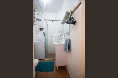 Banheiro social de apartamento para alugar com 1 quarto, 55m² em Copacabana, Rio de Janeiro