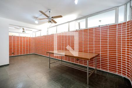 Apartamento à venda com 67m², 3 quartos e sem vaga Apartamento à venda com 67m², 3 quartos e sem vagaÁrea Comum - Salão de Festas
