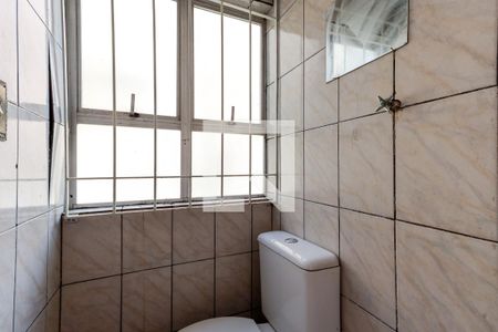 Apartamento à venda com 67m², 3 quartos e sem vaga Apartamento à venda com 67m², 3 quartos e sem vagaBanheiro de Serviço