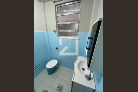 Apartamento para alugar com 90m², 2 quartos e sem vagaBanheiro