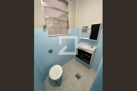 Apartamento para alugar com 90m², 2 quartos e sem vagaBanheiro