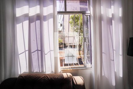 Sala de apartamento à venda com 2 quartos, 82m² em Centro, Niterói