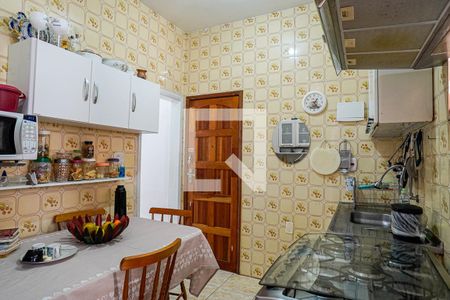 Apartamento à venda com 82m², 2 quartos e sem vagaCozinha