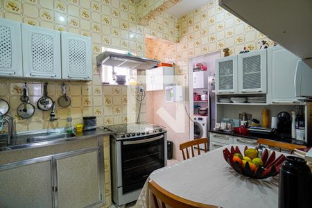 Apartamento à venda com 82m², 2 quartos e sem vagaCozinha