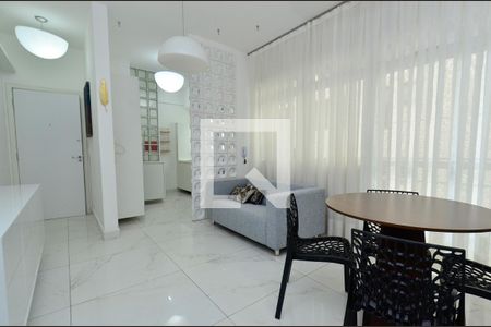 Sala de apartamento à venda com 1 quarto, 55m² em Savassi, Belo Horizonte