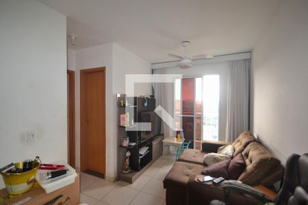 Sala de apartamento para alugar com 2 quartos, 48m² em Cruzeiro do Sul, Nova Iguaçu