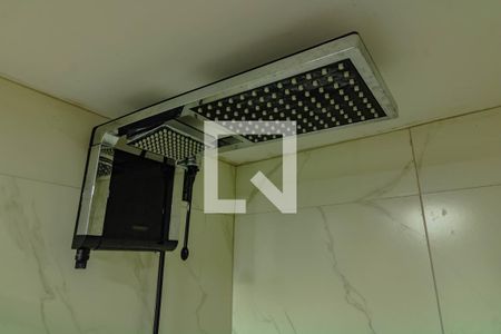 Banheiro de apartamento à venda com 2 quartos, 40m² em Vila Mira, São Paulo
