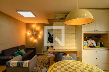 Sala de apartamento à venda com 2 quartos, 40m² em Vila Mira, São Paulo