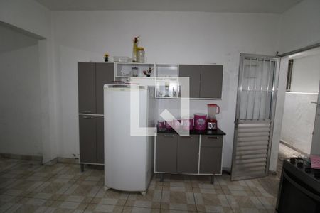 Sala / Cozinha de apartamento para alugar com 1 quarto, 32m² em Vila Medeiros, São Paulo