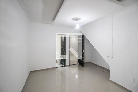 Suíte de casa para alugar com 1 quarto, 55m² em Centro, Nilópolis