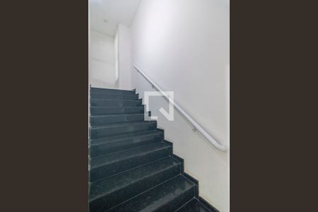 Apartamento à venda com 150m², 2 quartos e 2 vagasEscada