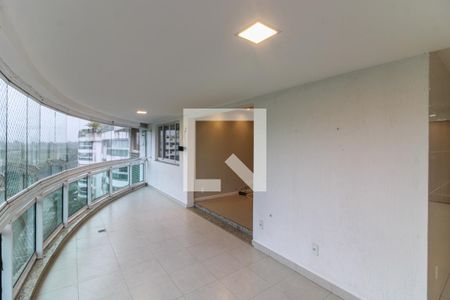 Varanda de apartamento para alugar com 3 quartos, 229m² em Recreio dos Bandeirantes, Rio de Janeiro