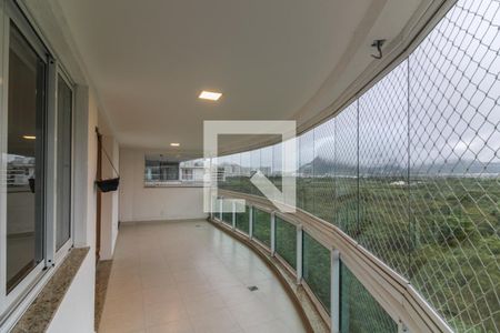 Varanda de apartamento para alugar com 3 quartos, 229m² em Recreio dos Bandeirantes, Rio de Janeiro