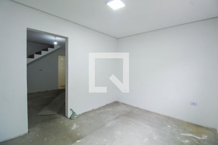 Sala de casa de condomínio à venda com 2 quartos, 85m² em Vila Santo Estevão, São Paulo