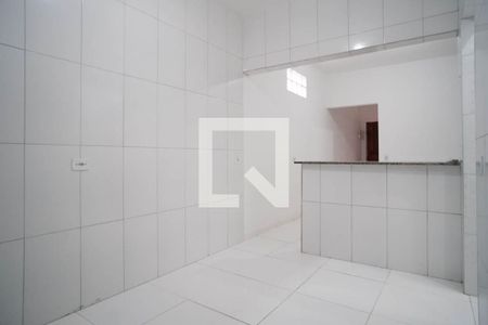 Sala/Cozinha de casa para alugar com 2 quartos, 60m² em Vila Araguaia, São Paulo